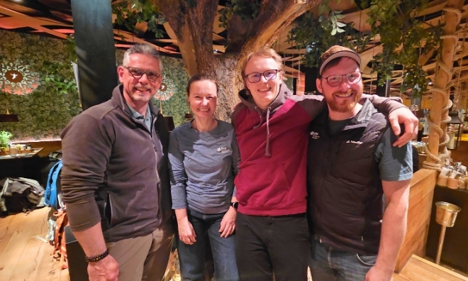 Von l. nach r. Patrick Bott, Andrea Zsofi, Nick Strodthoff, Niklas Fechner